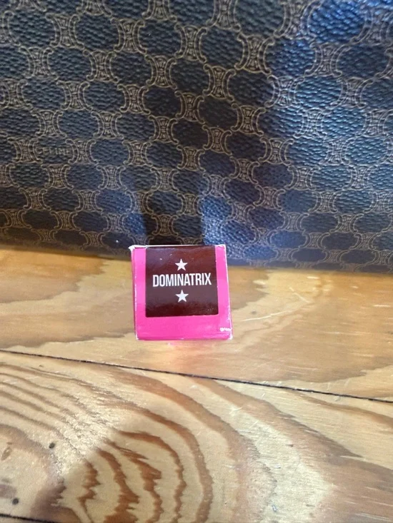 Jeffree Star Velour Matte Liquid Lipstick - Dominatrix - Picture 3 of 6